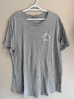 American Eagle Men's Gray Crewneck T-Shirt Large